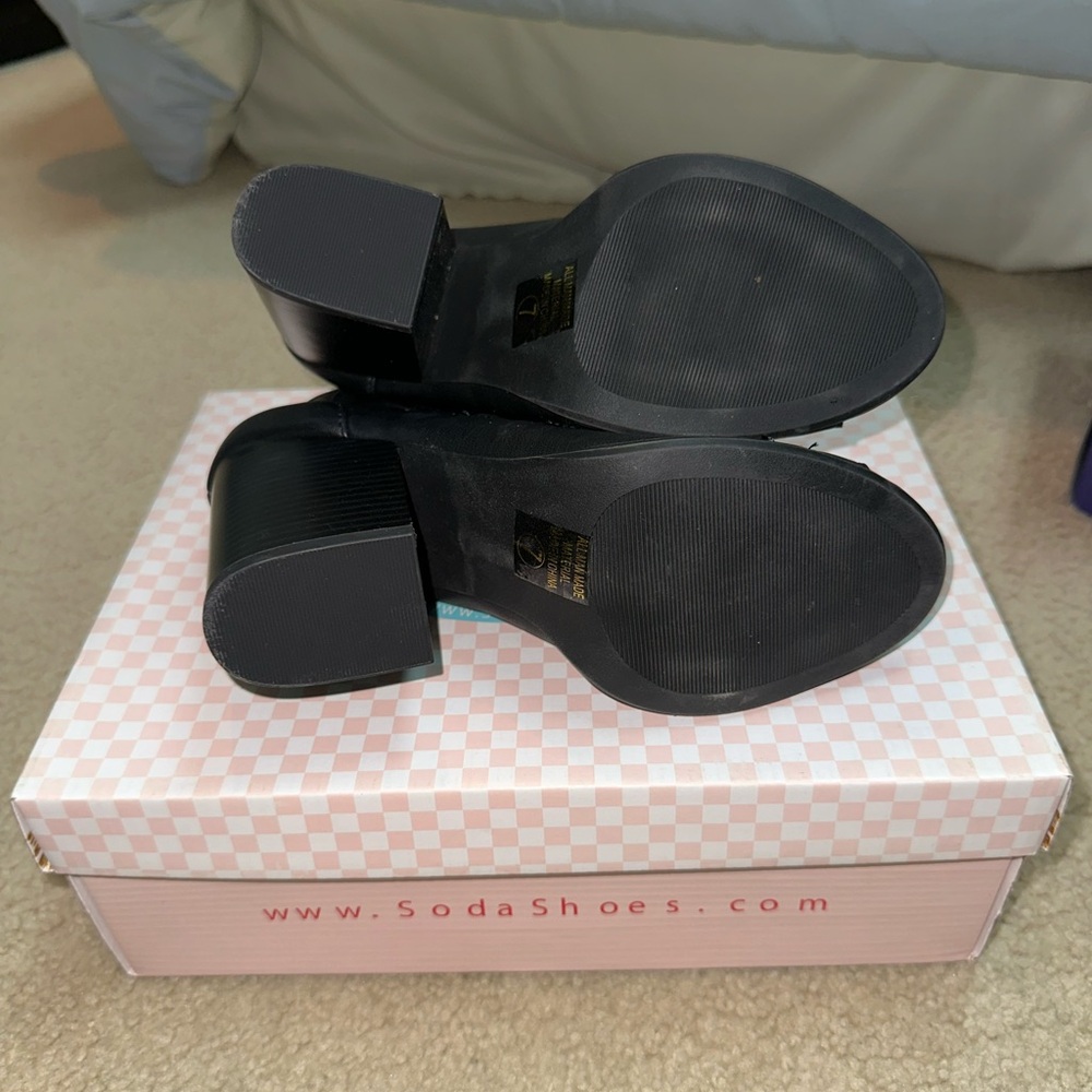 Soda Black Block Heel Shoes